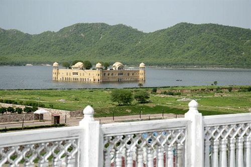 Hotel Malak Mahal Palace Джапур Экстерьер фото